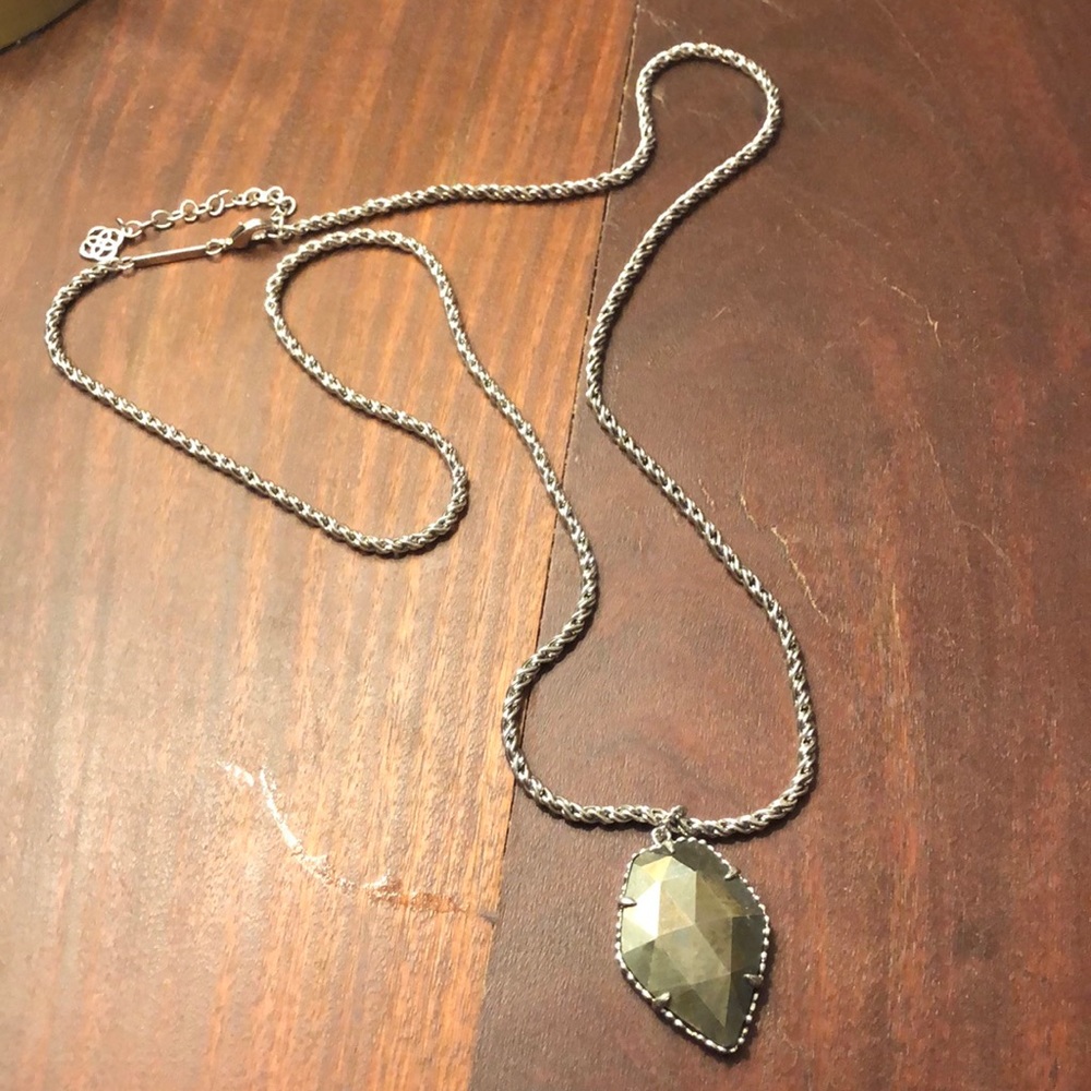 Kendra Scott new necklace